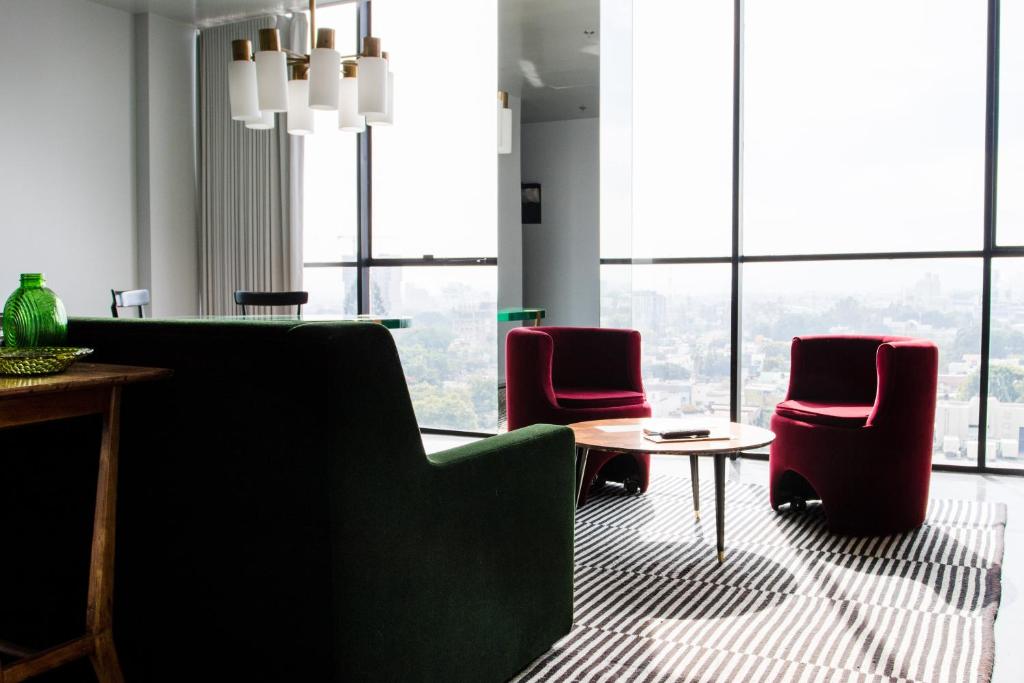 Posezení v ubytování Casa Habita, a Member of Design Hotels