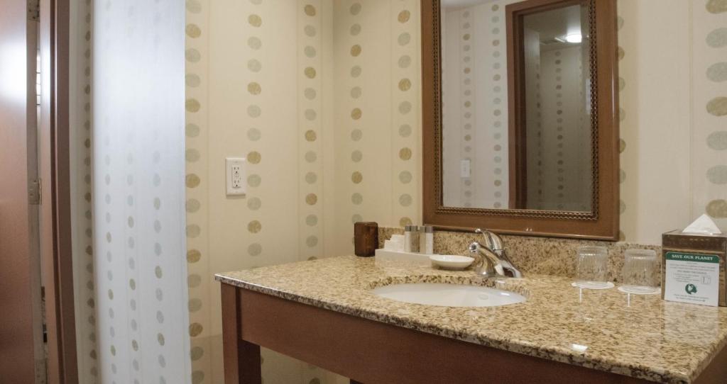 River Cree Resort & Casino - Resim 12