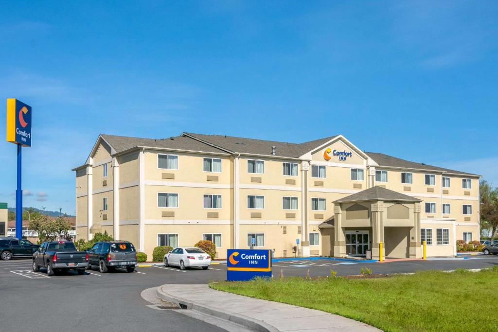 Comfort Inn Medford North