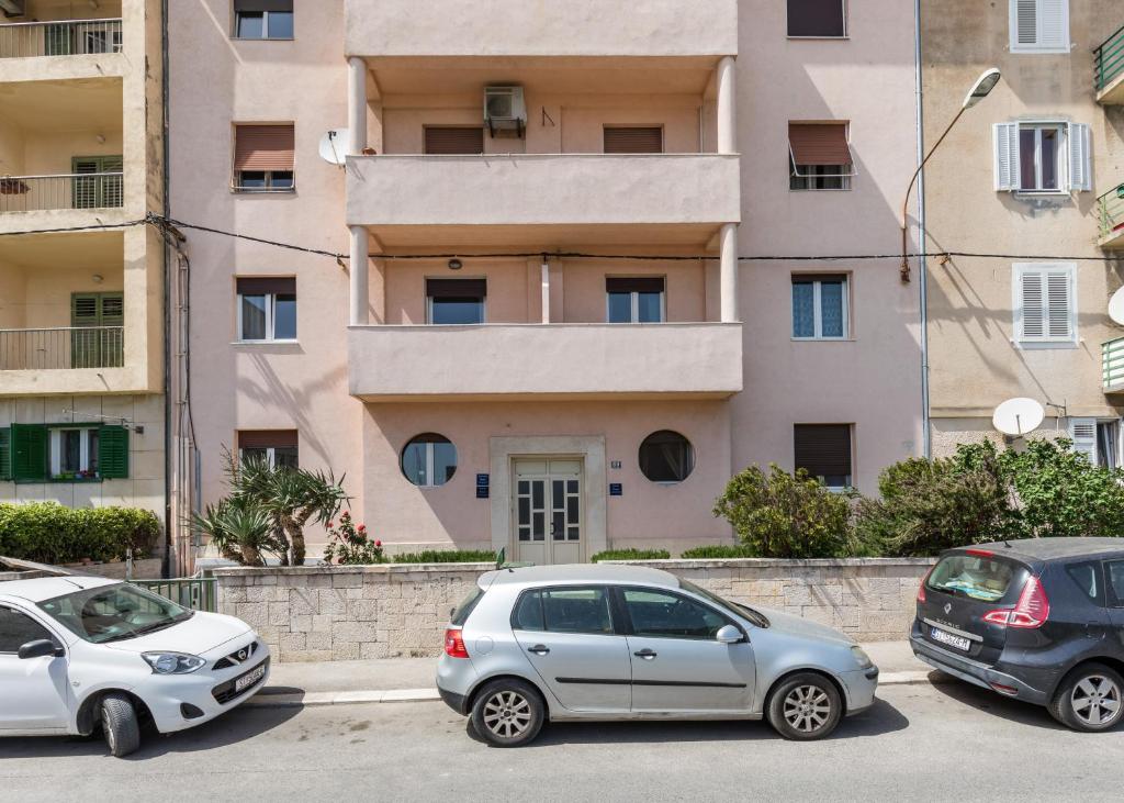 Budova, v ktorej sa apartmán nachádza