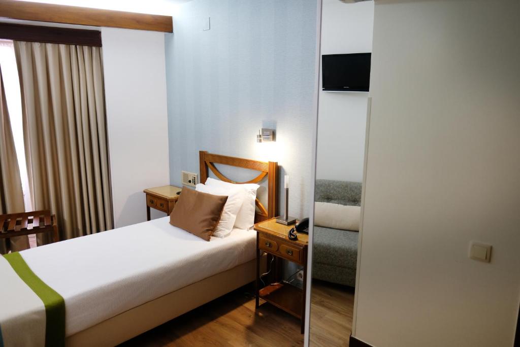 Hotel Dona Sofia - 2