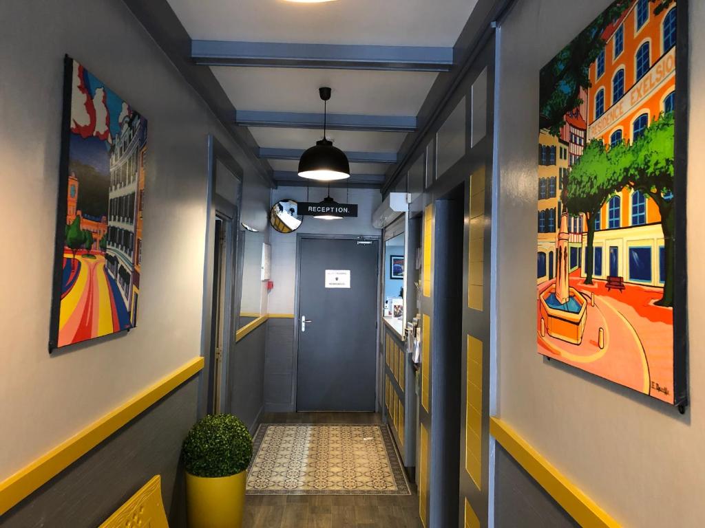 Fotografie z fotogalerie ubytování Hotel Cote Basque v destinaci Bayonne