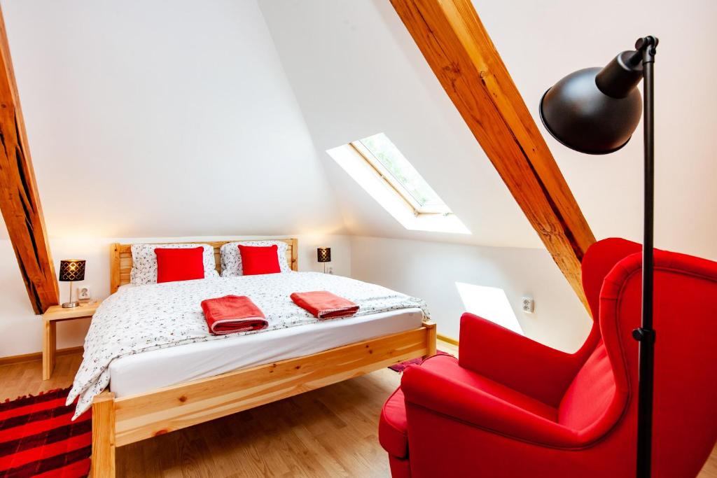 Postel nebo postele na pokoji v ubytování Apartmány Nevädza