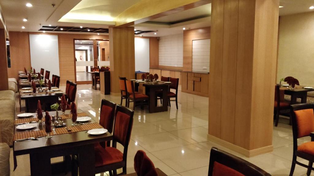 Restaurace v ubytování Hotel Hindusthan International, Varanasi