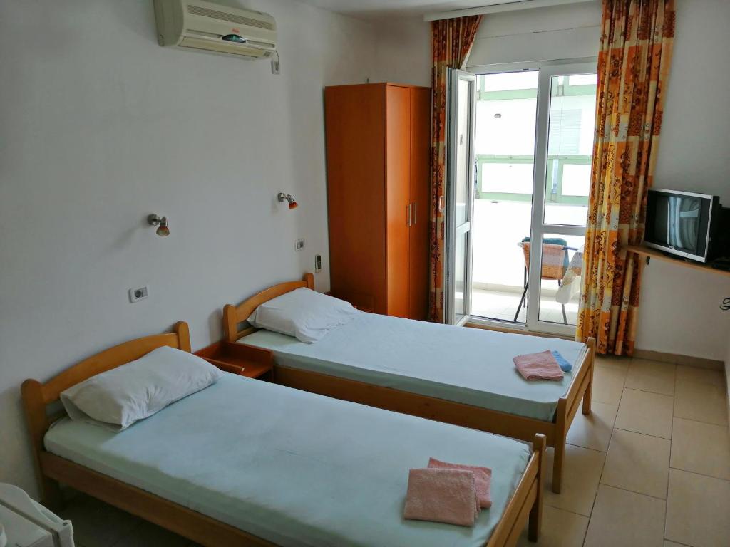 Mirko Apartments Budva - Studio With Balcony