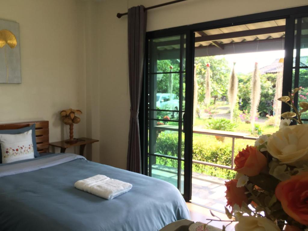 บ้านมาดีโฮมสเตย์ - Queen Room With Garden View