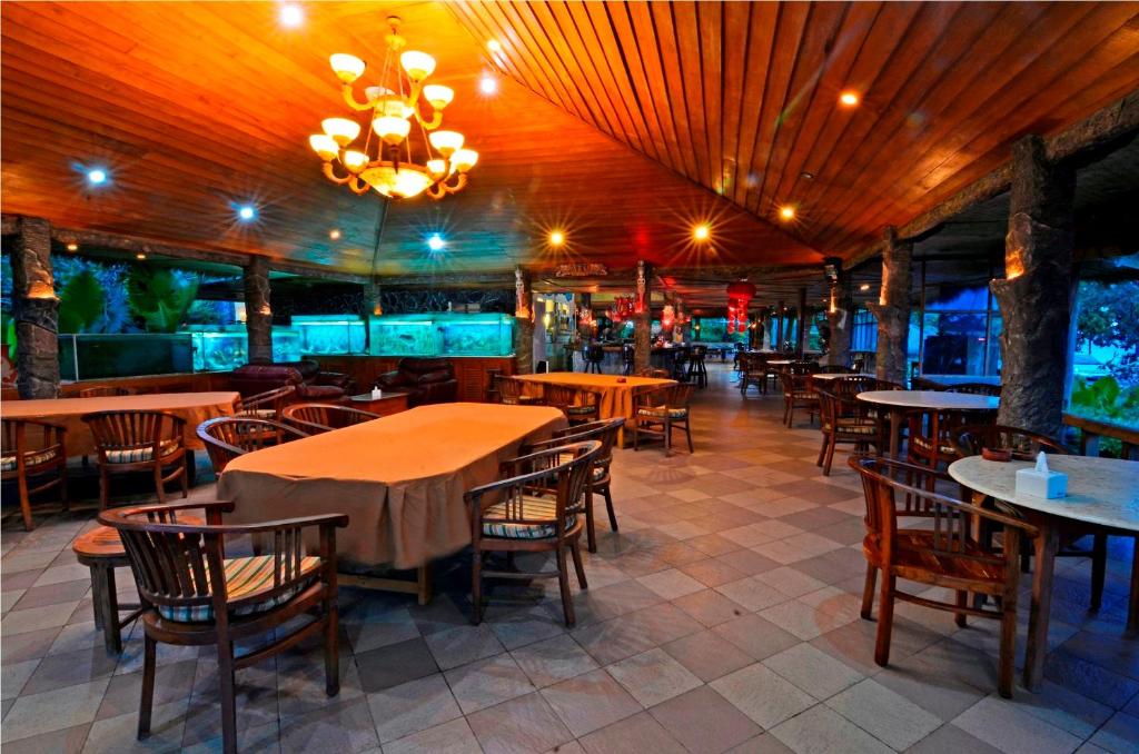 Restaurace v ubytování Pasific Beach Cottages