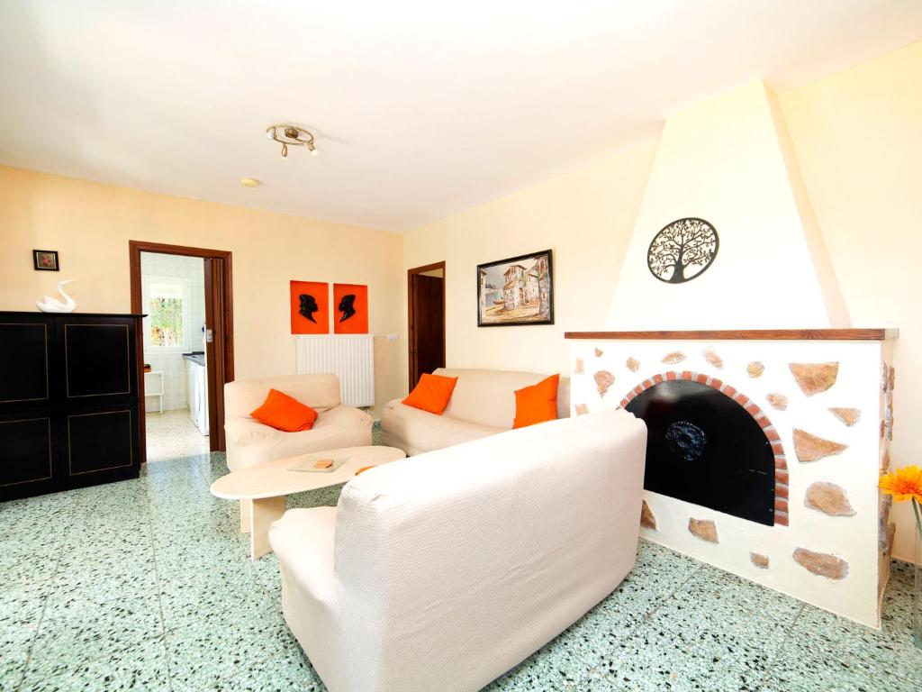 Posedenie v ubytovaní Holiday Home Alma by Interhome