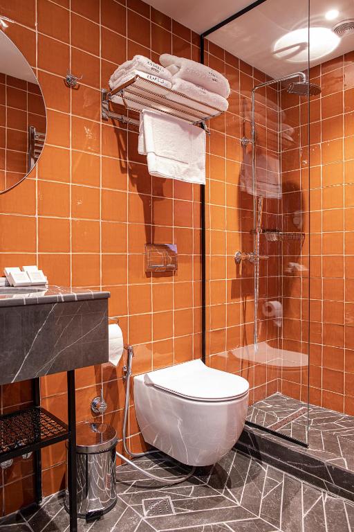 Koupelna v ubytování Zemeli Boutique Hotel by DNT Group