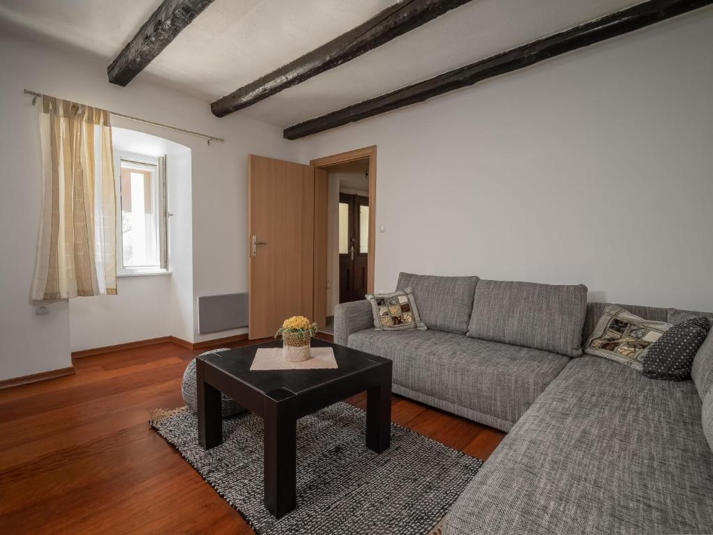 Fotografia z galérie ubytovania Holiday Home Bella by Interhome v destinácii Dobrinj