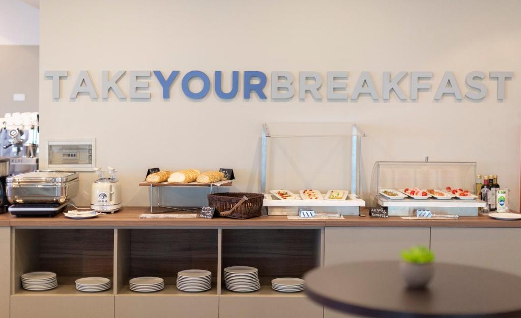 Little Hotel - Resim 41