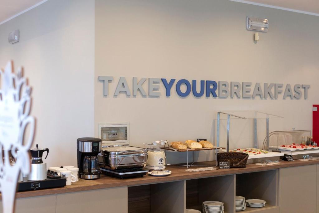 Little Hotel - Resim 40