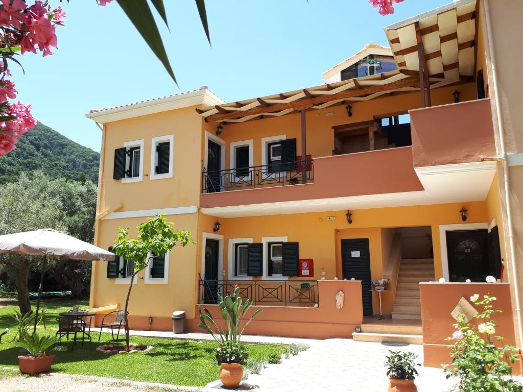 a villa with a view of the house at Elizabeth Apartments in Lefkada Town