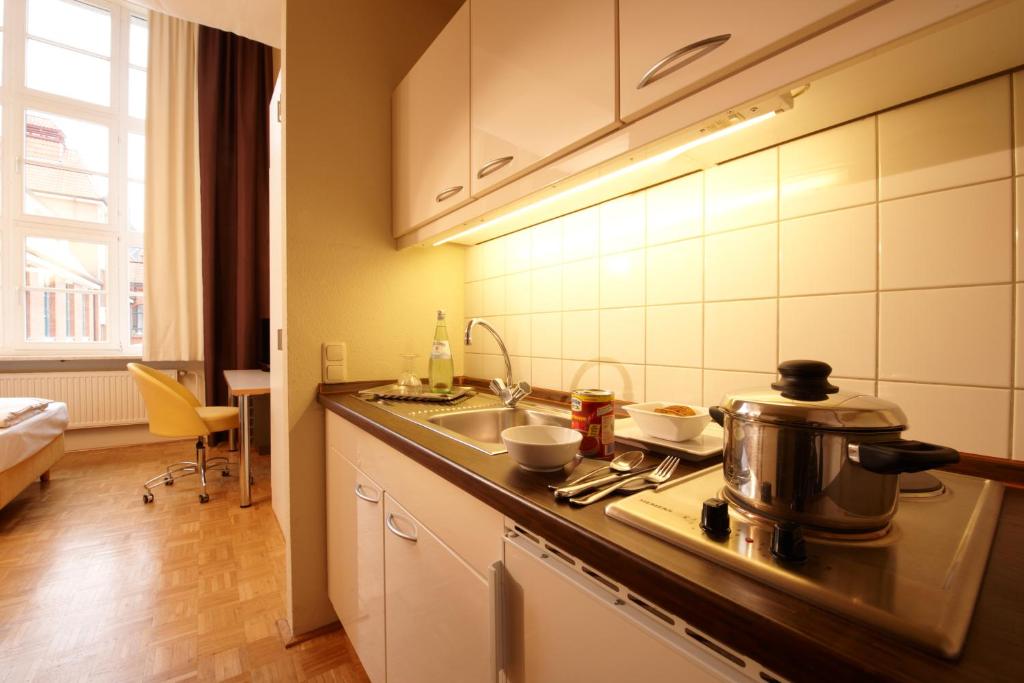 Gästeresidenz Pelikan Viertel Hannover - Resim 26