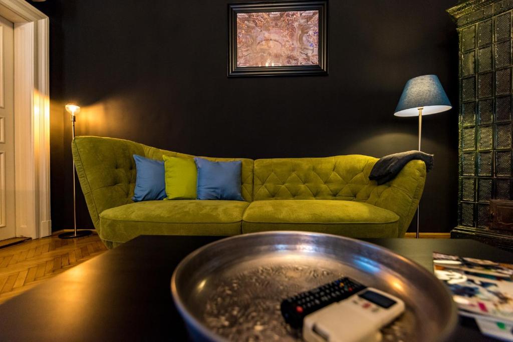 Posedenie v ubytovaní R38 - Artists luxury home