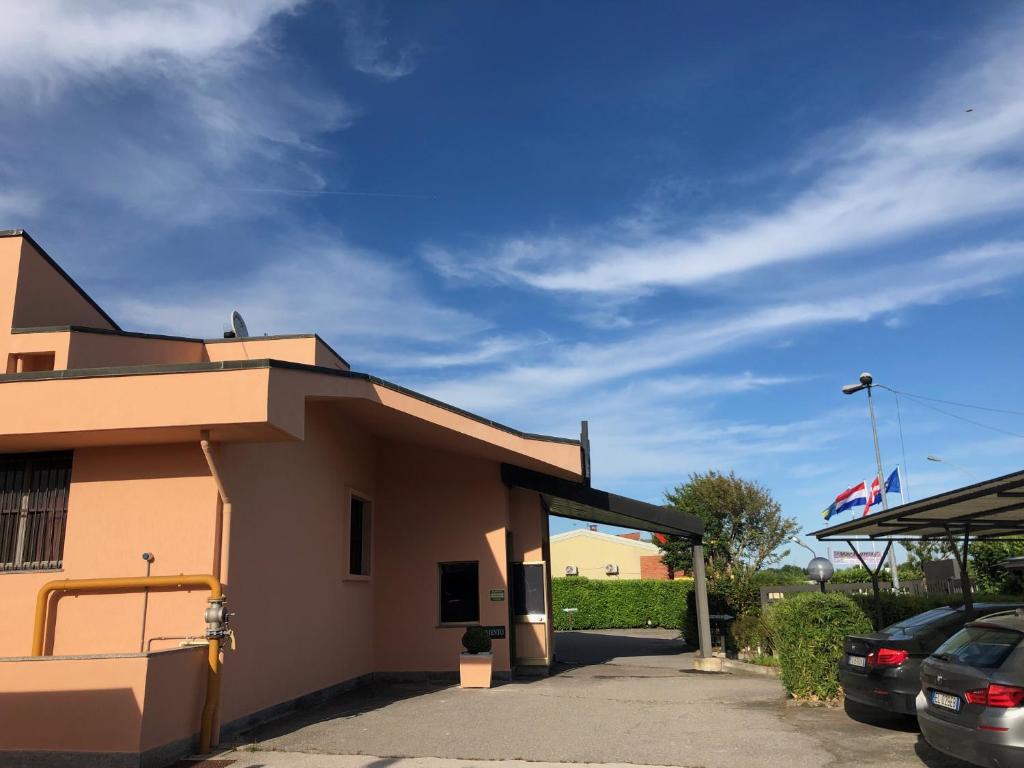 Budova, kde se hotel nachází