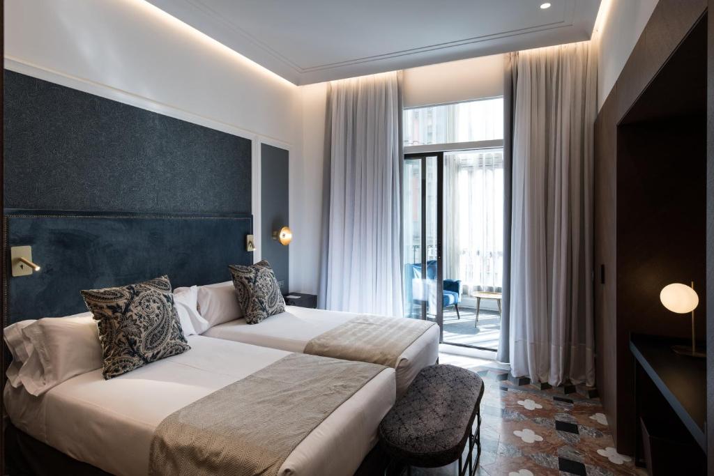 
Executive Room with Terrace & Spa Access
