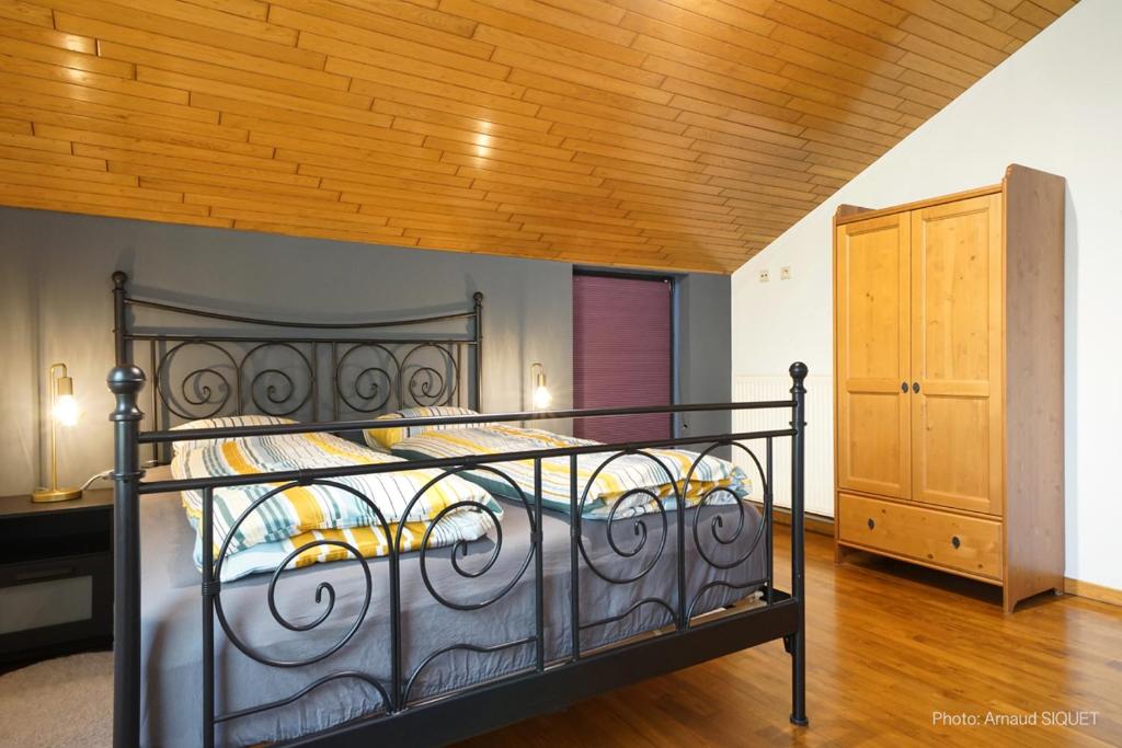 Postel nebo postele na pokoji v ubytování Gîte les gadlis