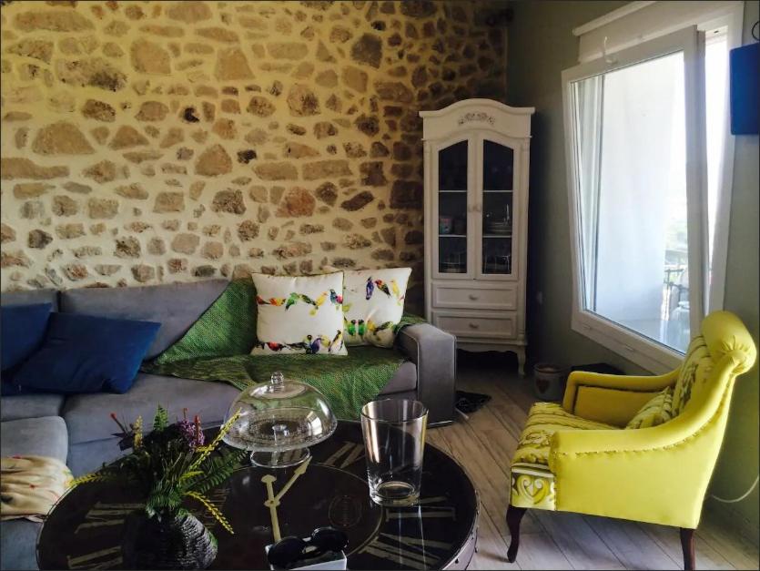 Meadows views traditional stone villa - Giannades