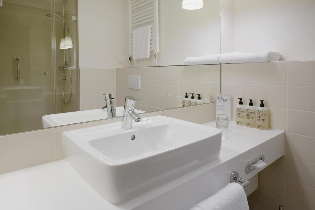 Raphael Hotel Wälderhaus - Resim 17