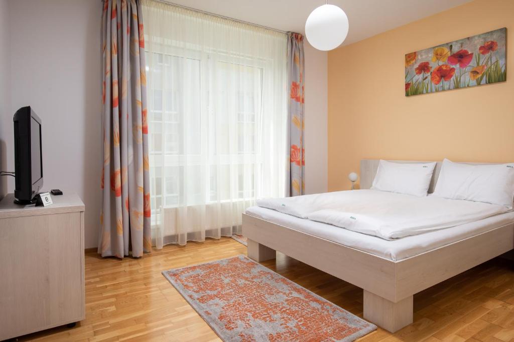 Brasov Holiday Apartments - Perla Two-Bedroom Apartment