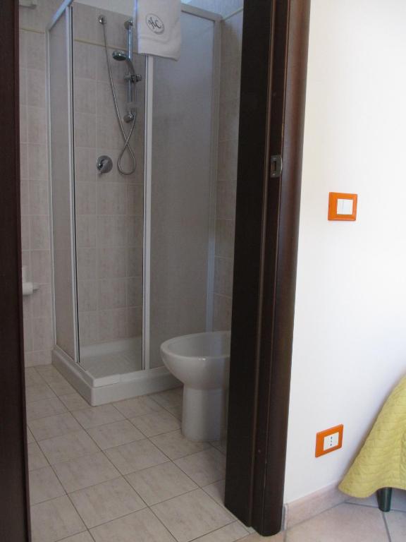 Koupelna v ubytování Hotel Columbia
