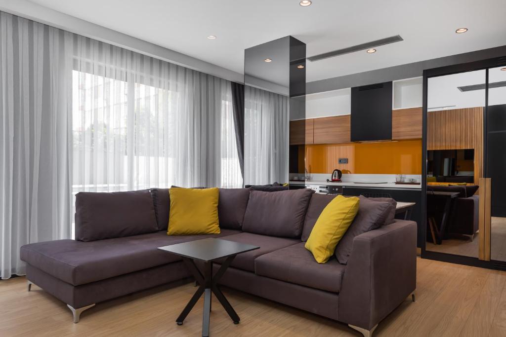 A kitchen or kitchenette at Nox Suite