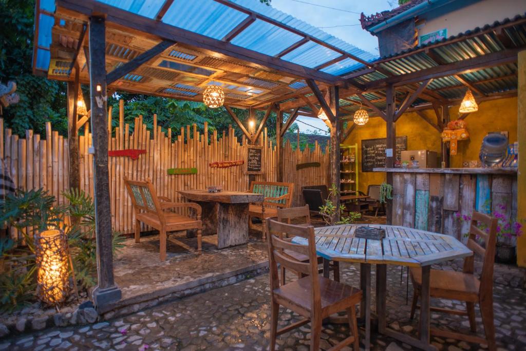 Patio nebo venkovní prostory v ubytování The Village Bed and Breakfast