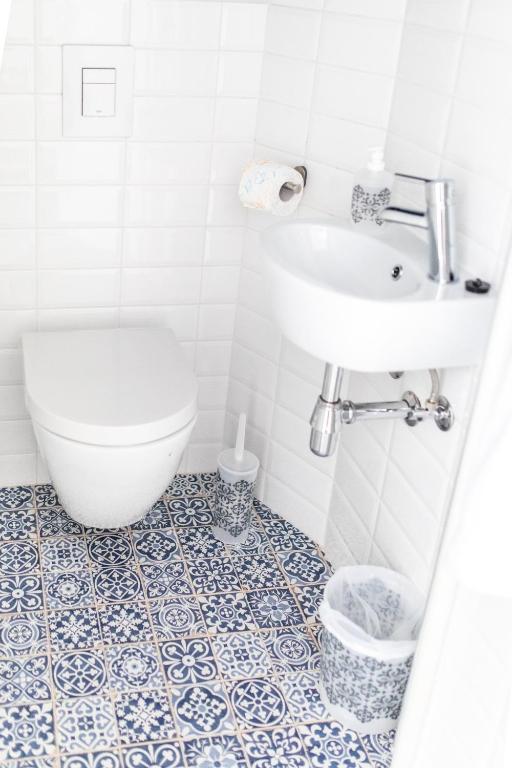 Blue Sky Apartment - 12