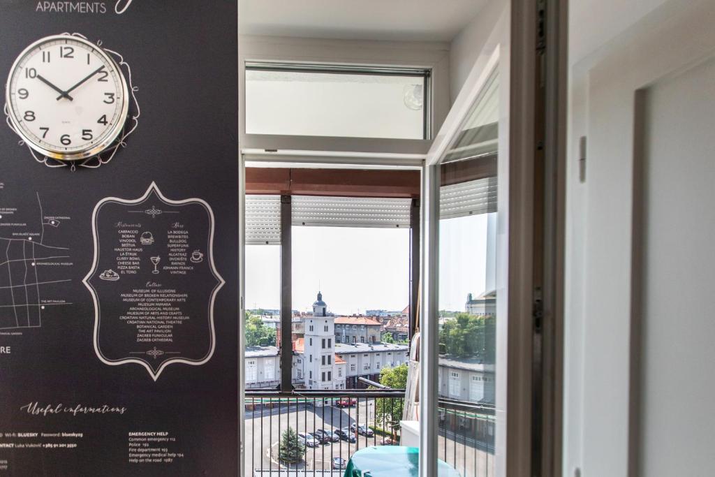 Blue Sky Apartment - 13