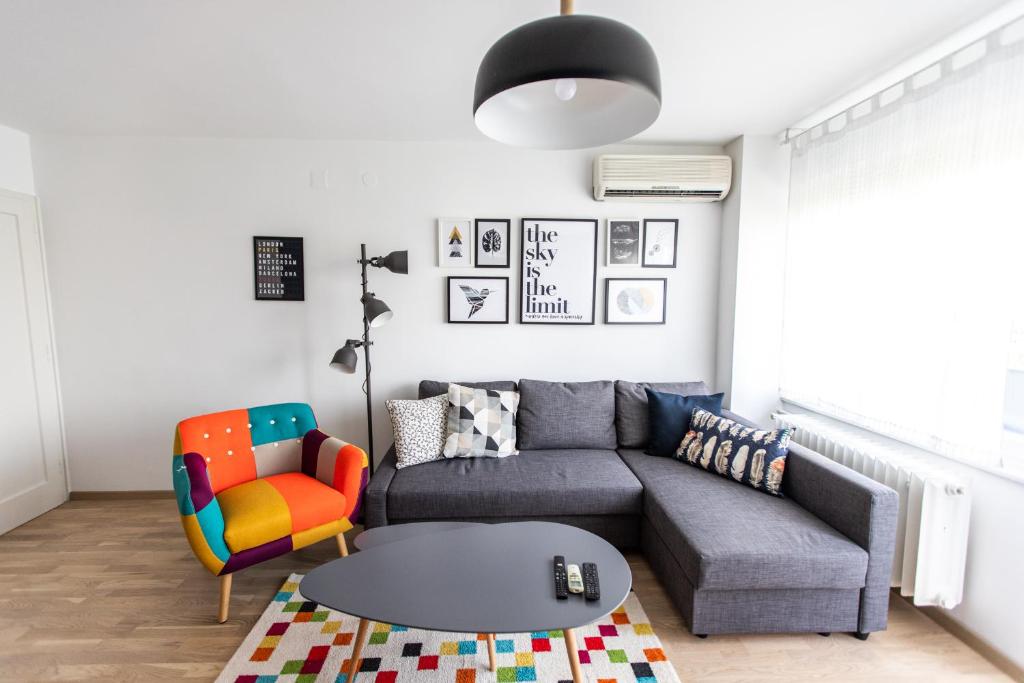 Blue Sky Apartment - 11