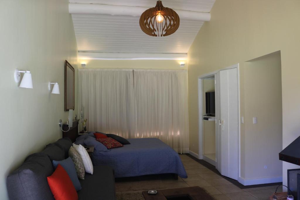  Auberge Suisse Pousada