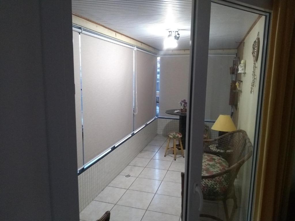  LINDO APARTAMENTO NO CORAÇÃO DE CAPÃO DA CANOA