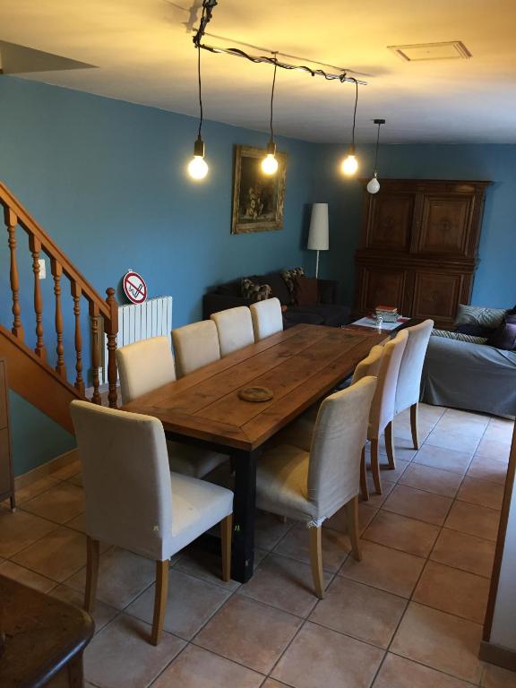 Le Val d'Andé - Twee Slaapkamers Huis