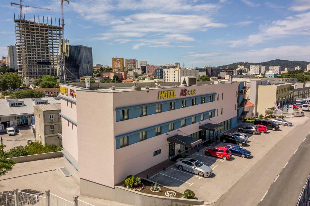 Budova, v ktorej sa hotel nachádza