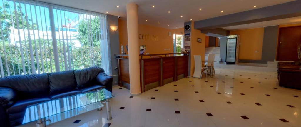 Kuchyň nebo kuchyňský kout v ubytování Sandor Hotel