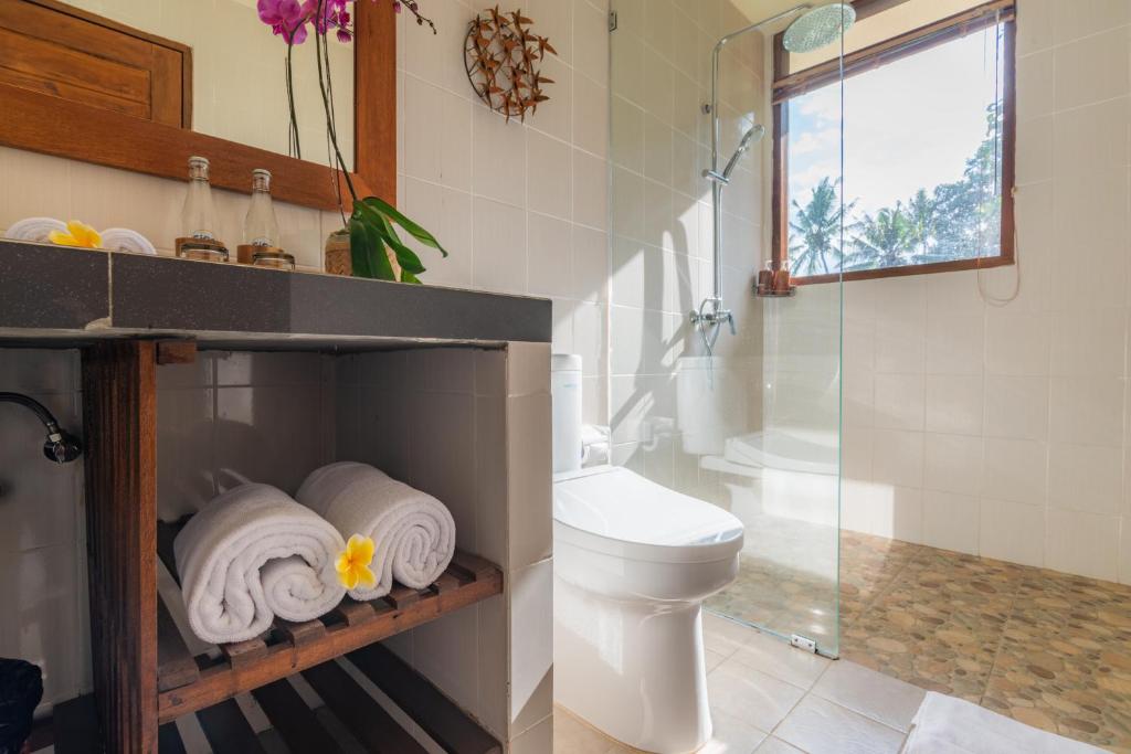 Koupelna v ubytování Swahita Ubud