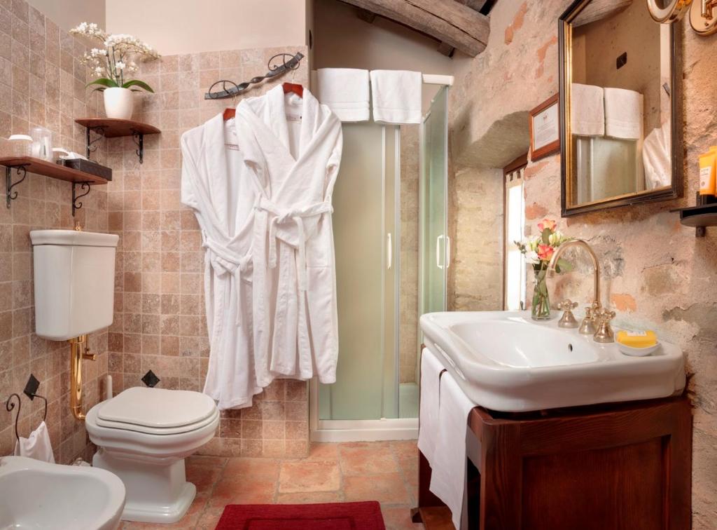 Hotel Castello Di Sinio - Suite King