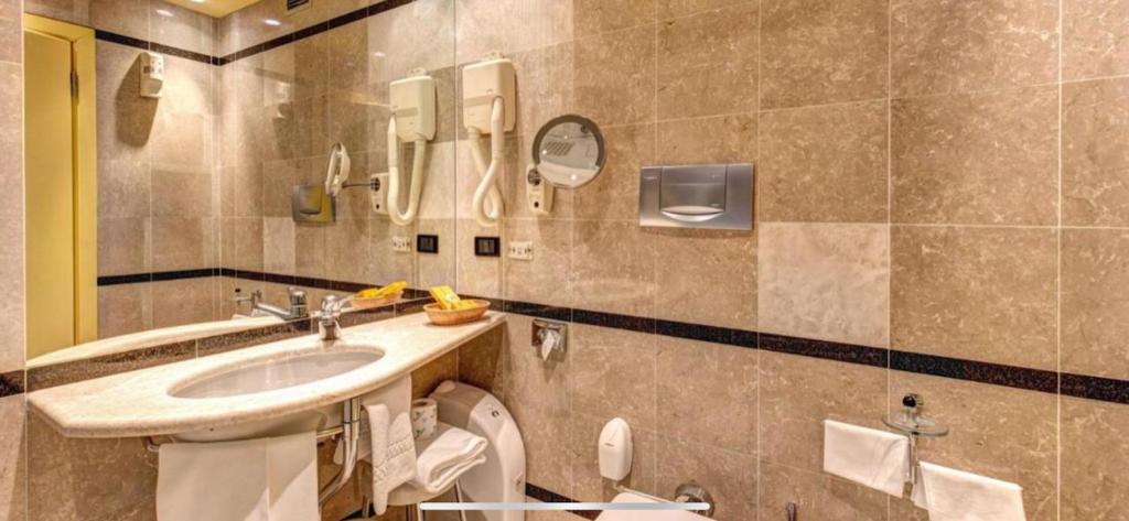 Koupelna v ubytování Hotel Motel Regal