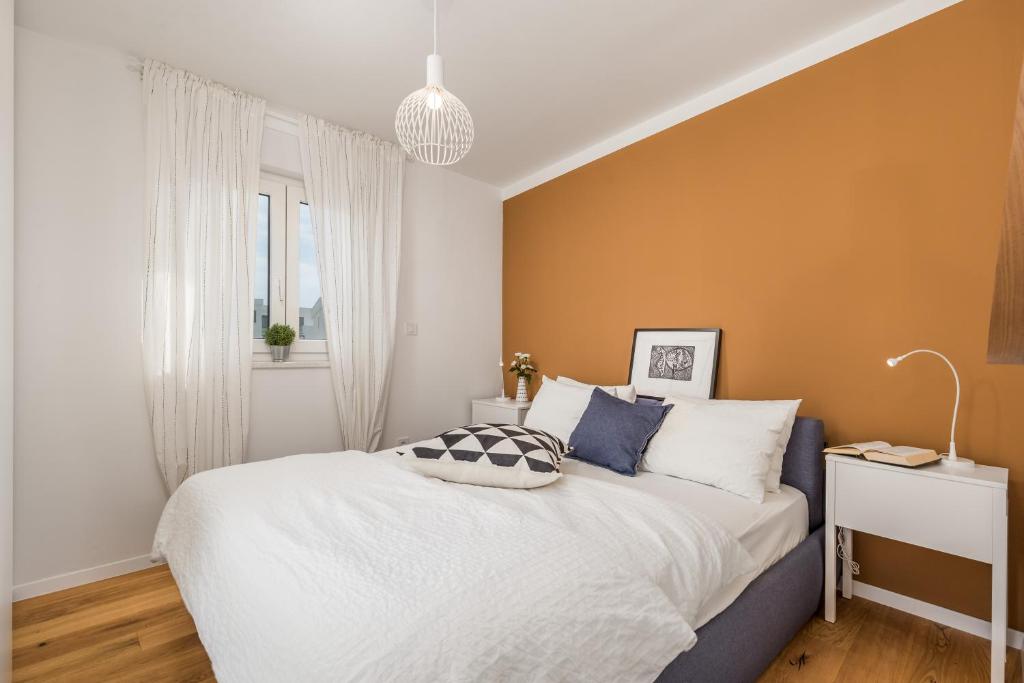 Posteľ alebo postele v izbe v ubytovaní Penthouse SeaByMe with 2 Terraces