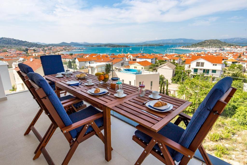 Penthouse SeaByMe with 2 Terraces