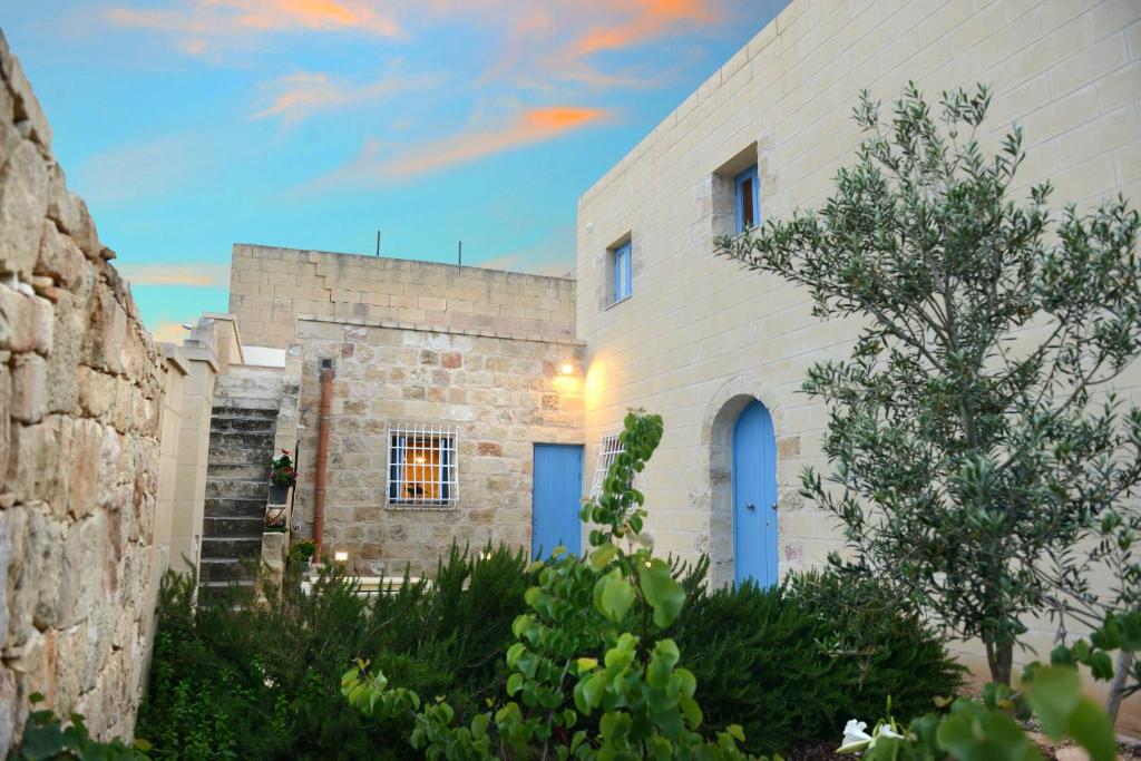 Fotografie z fotogalerie ubytování Four Winds Farmhouse v destinaci Birzebbuga