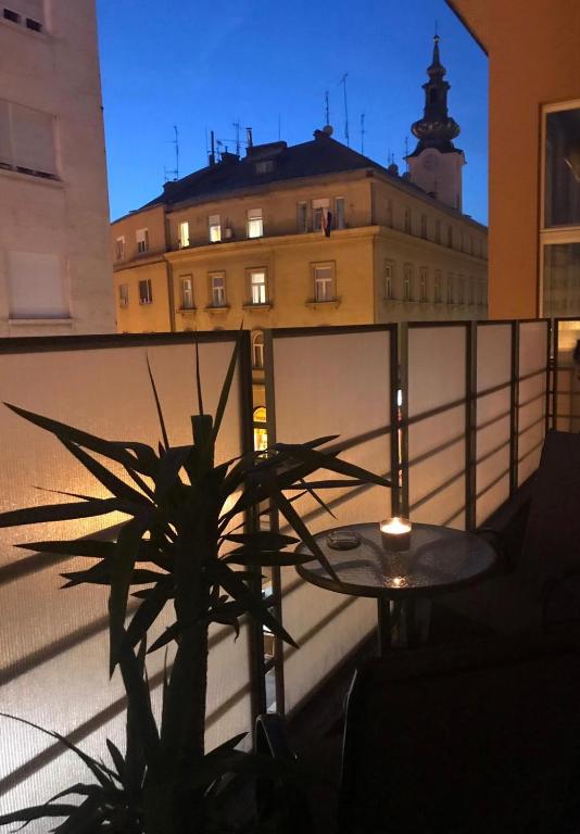 Main Square Dream Apartment - 15