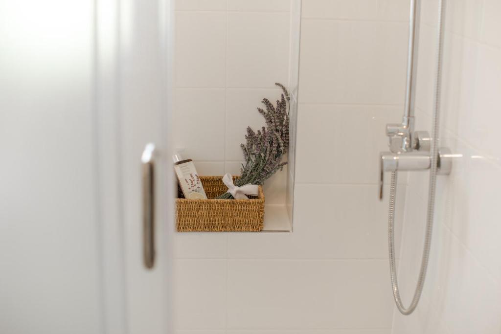 Koupelna v ubytování Enjoy Split, new apartment in the center with a private garden