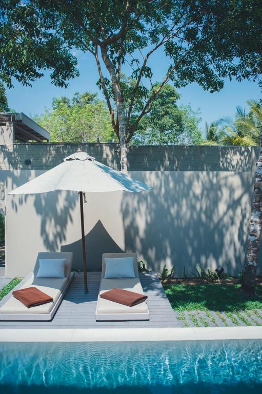 Bazén v ubytování SALA Phuket Mai Khao Beach Resort nebo v jeho okolí