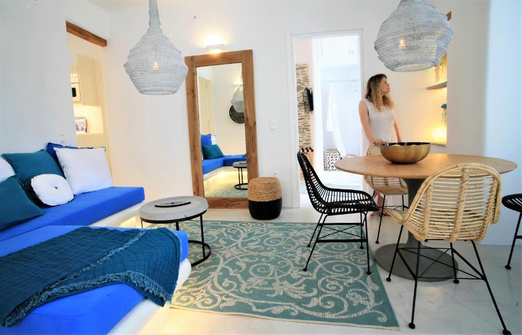 A seating area at Lasia Boutique Apartment