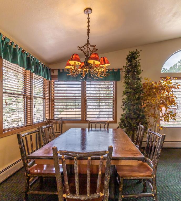 Wildwood Inn photo
