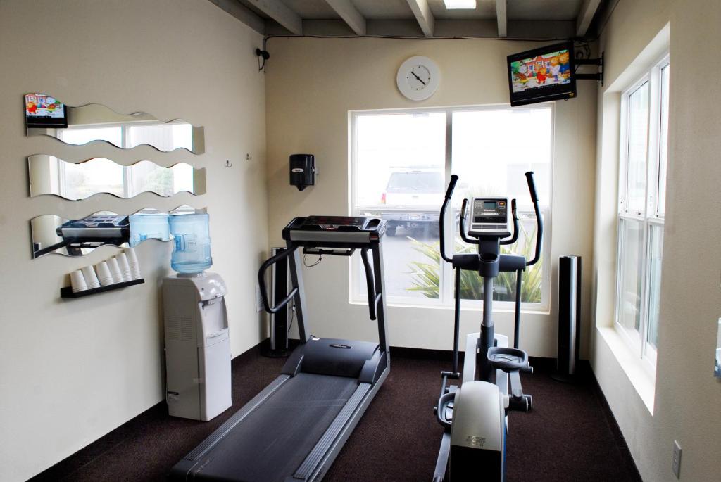 Fitness centrum a/nebo fitness zařízení v ubytování Inn at Wecoma