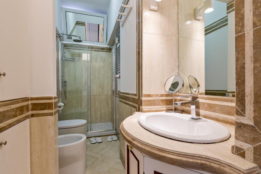 Koupelna v ubytování Presidential Penthouse Navona