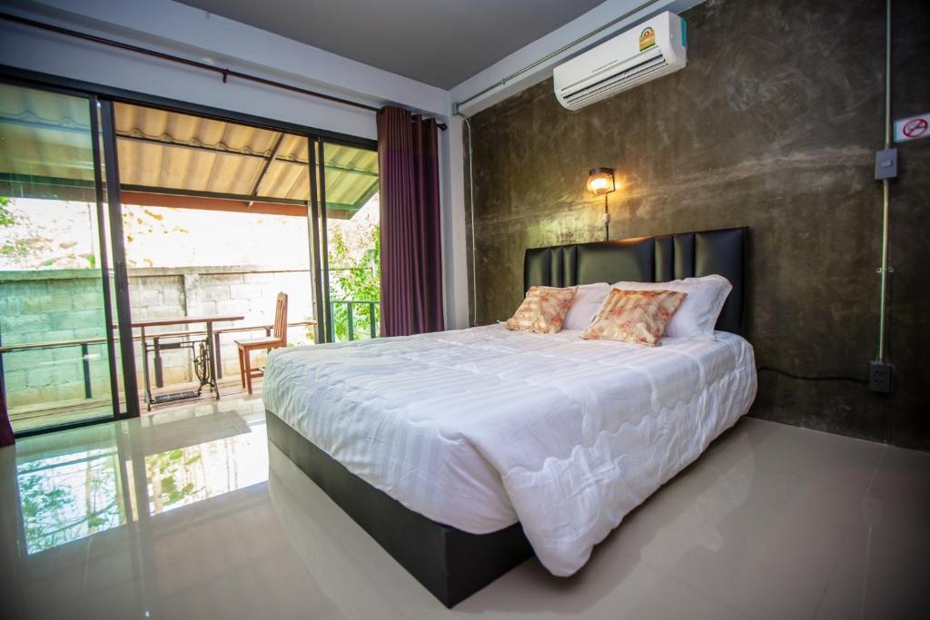 BR2 House Resort - 皇后区阳台